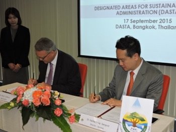 DASTA Partnership Sign resize